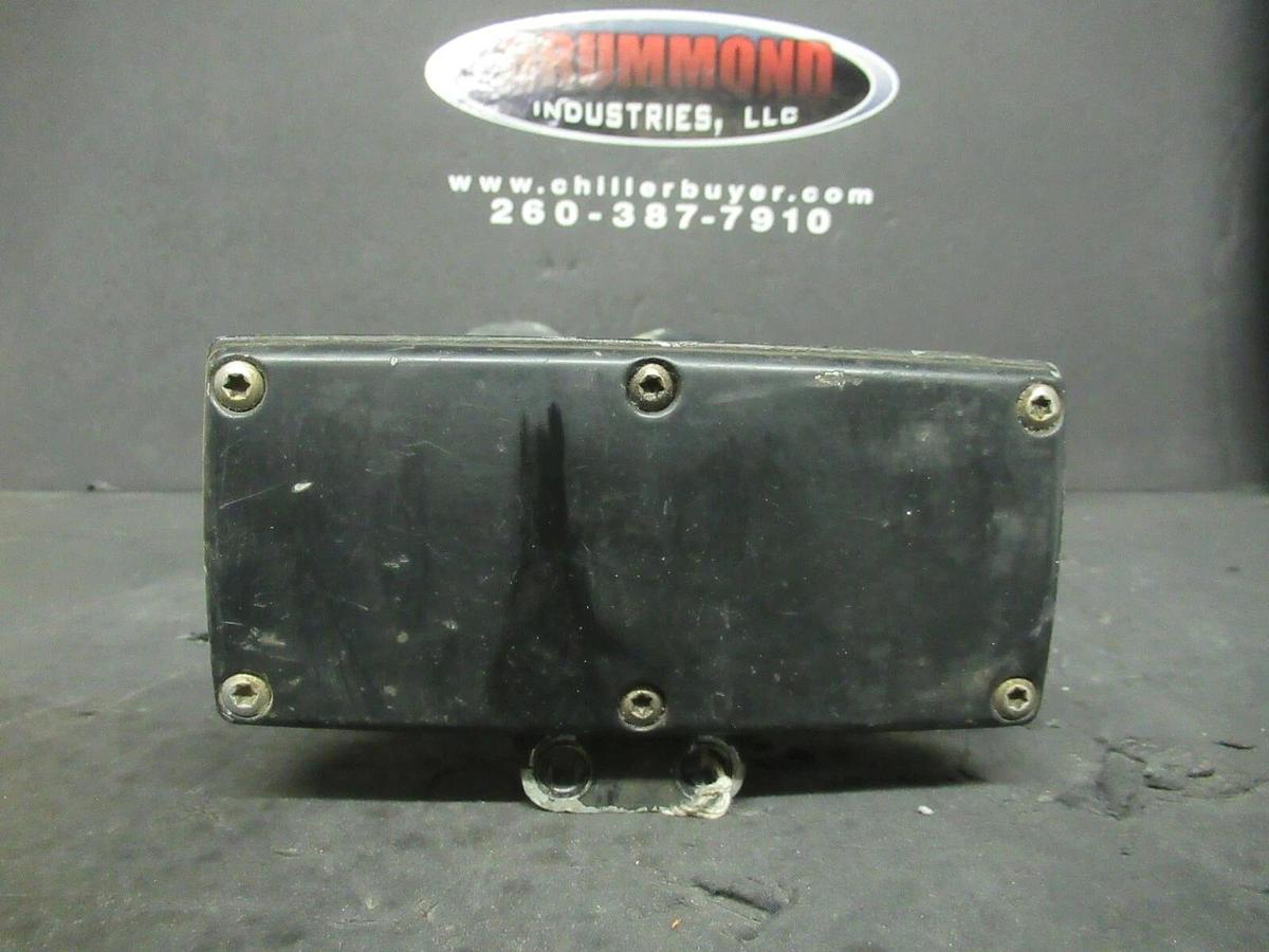 Used MIDLAND-ROSS CORPORATION SINGLE-HOUSING MULTI-TRUMPET AIR HORN PAT.#: 4,050,405