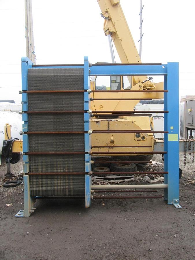 Used 2010 APV PARAFLOW 271 PLATE / FRAME HEAT EXCHANGER B134 M-12 150 PSIG