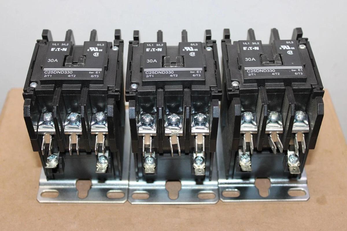 Used CUTLER HAMMER CONTACTOR C25DND330 30 AMP COIL: 120V **LOT OF 3**