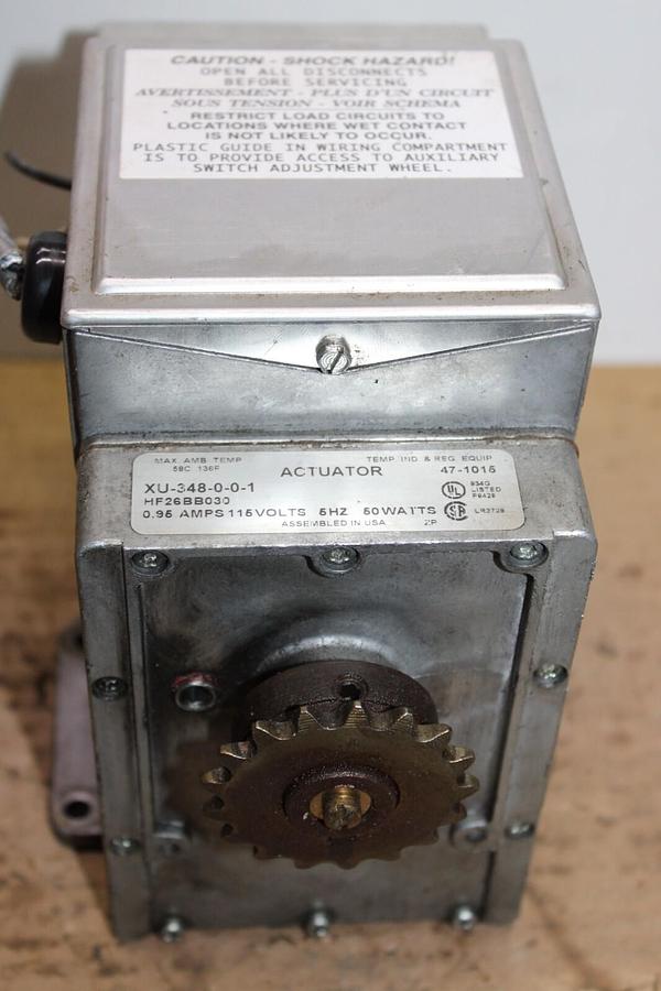 Used CARRIER ACTUATOR HF26BB030 XU-348-0-0-1 0.95 AMP 115V 50 WATT 5 HZ