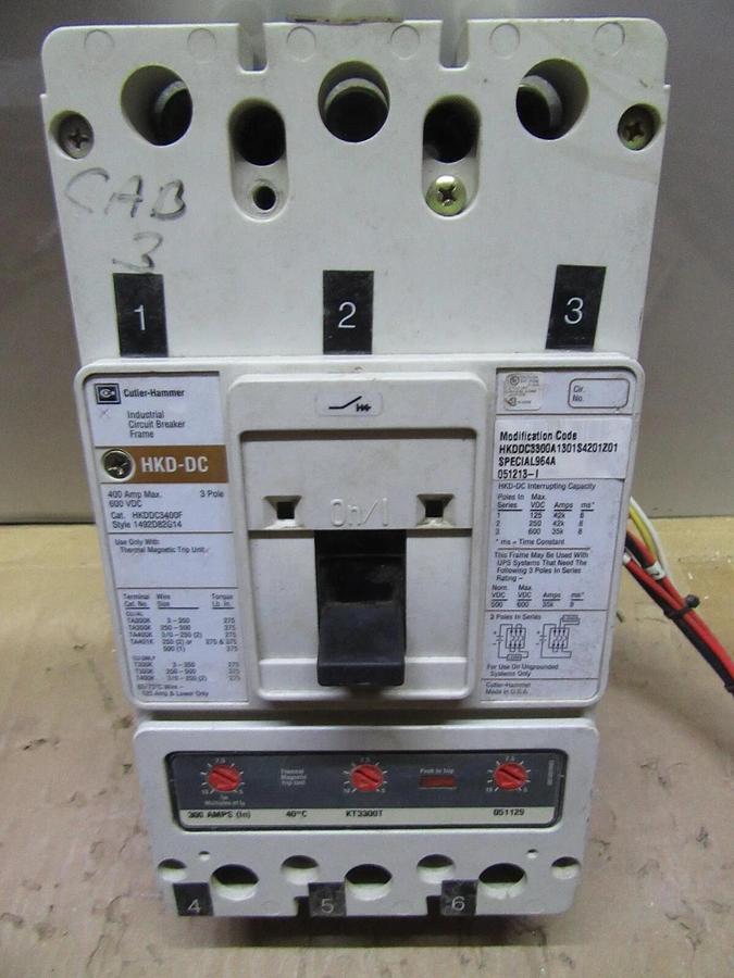 Used CUTLER HAMMER DC CIRCUIT BREAKER HKDDC3400F 400A 600 VDC 3-POLE W/ AUX & SHUNT