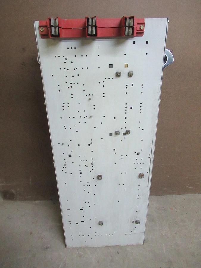 Used CUTLER HAMMER MOTOR STARTER CONTROL 35" W/ W200M5CFC NEMA SIZE 5 250 AMP 600 VAC