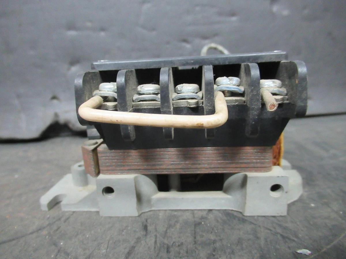 Used AMETEK B/W CONTROLS PATRIOT SENSORS 1500-F-L1-S10 LIQUID LEVEL CONTROL RELAY