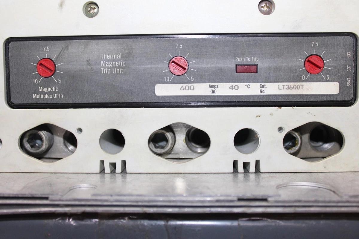 Used CUTLER-HAMMER CIRCUIT BREAKER LDB3600W 600 AMP 600 VAC 3-POLE LDB-35K