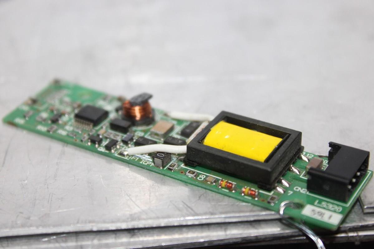 Used EATON POWER SUPPLY RD-P-0368A LS320 YMX92V-0 **WARRANTY INCLUDED**