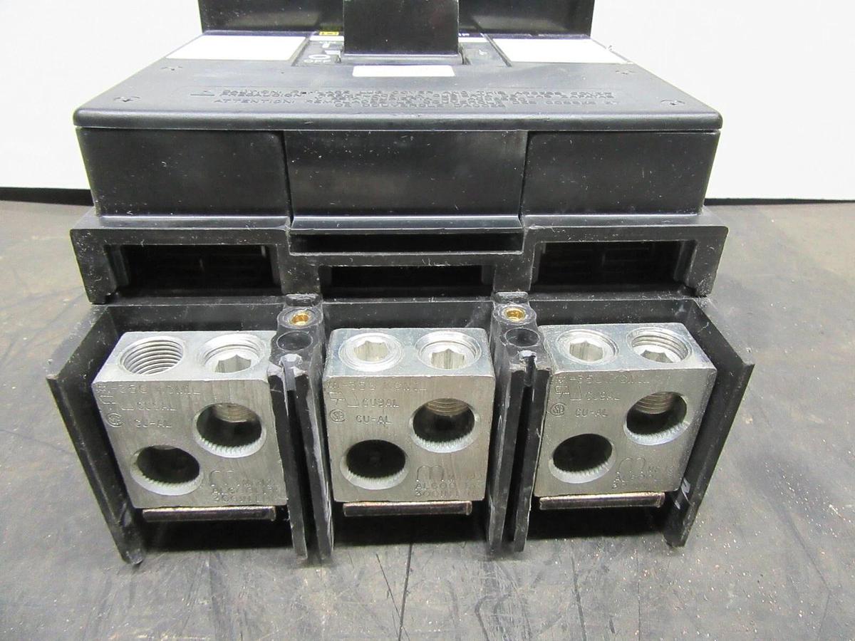 Used SQUARE D CIRCUIT BREAKER LEL36125LS W/ ARP050 250A SENSOR 600 VAC MICROLOGIC LSI