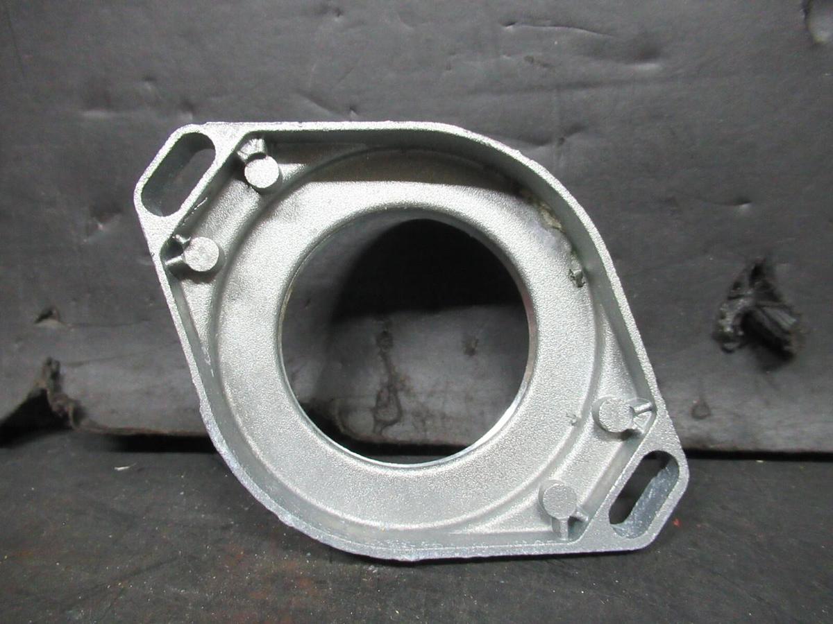 NEW SURPLUS SQUARE D INTERCHANGEABLE RAINTIGHT HUB B-200 SER. 2 **WARRANTY**