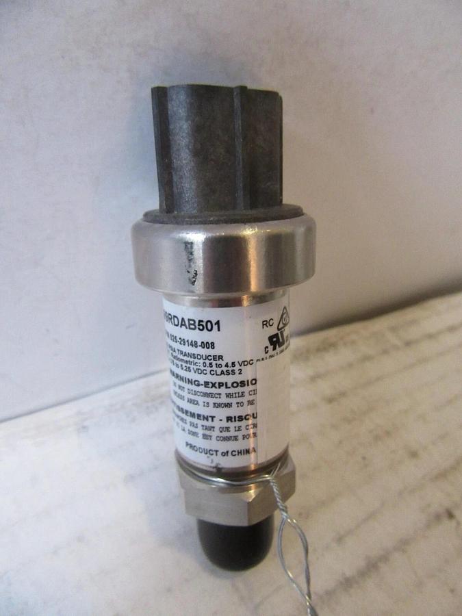 YORK / PENN / JOHNSON CONTROLS P499RDAB501 P/N 025-29148-008 PRESSURE TRANSDUCER