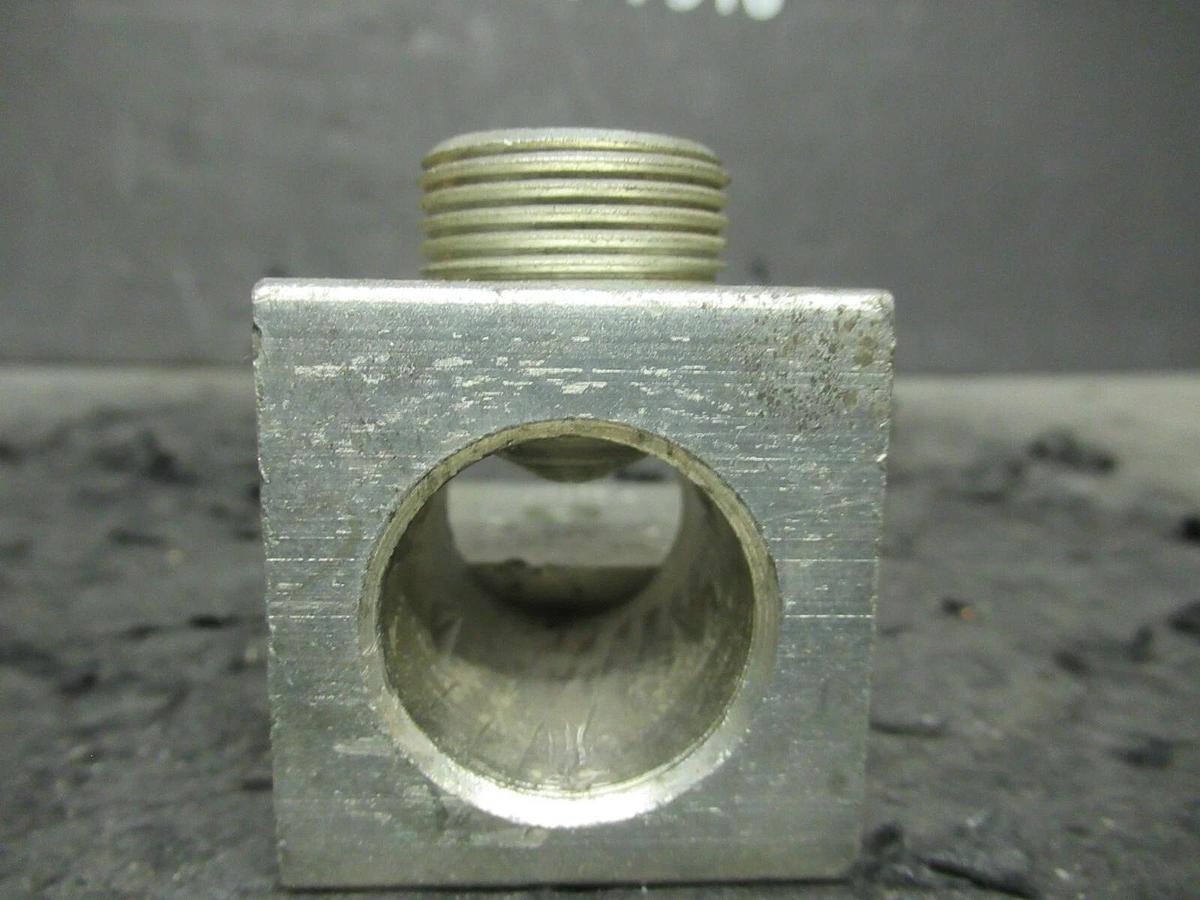 Used (3) QTY BURNDY KA36U 1 (SINGLE) BARREL MECHANICAL CONNECTOR LUG TAP 600 MCM - 2