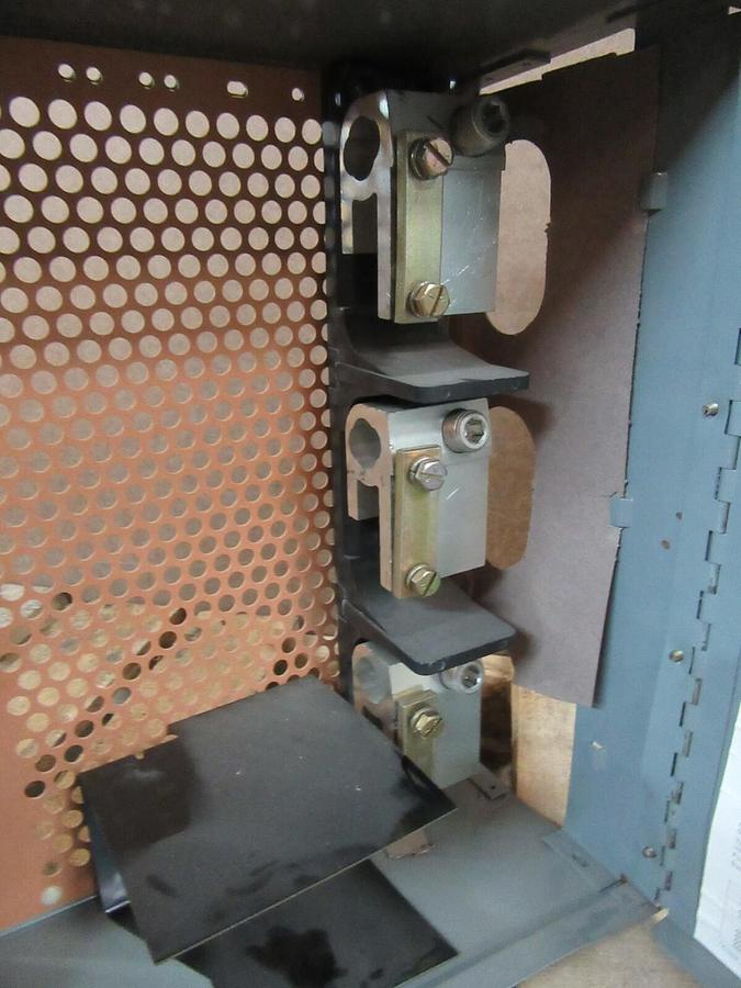 Used WETINGHOUSE FUSE PANELBOARD SWITCH  FDP365R 400 AMP 600 VAC 350 HP 3-POLE