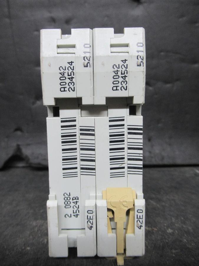 Used MERLIN GERIN TWO POLE BREAKER 24524 MULTI 9 C60N 16A-TYPE D 480 VAC