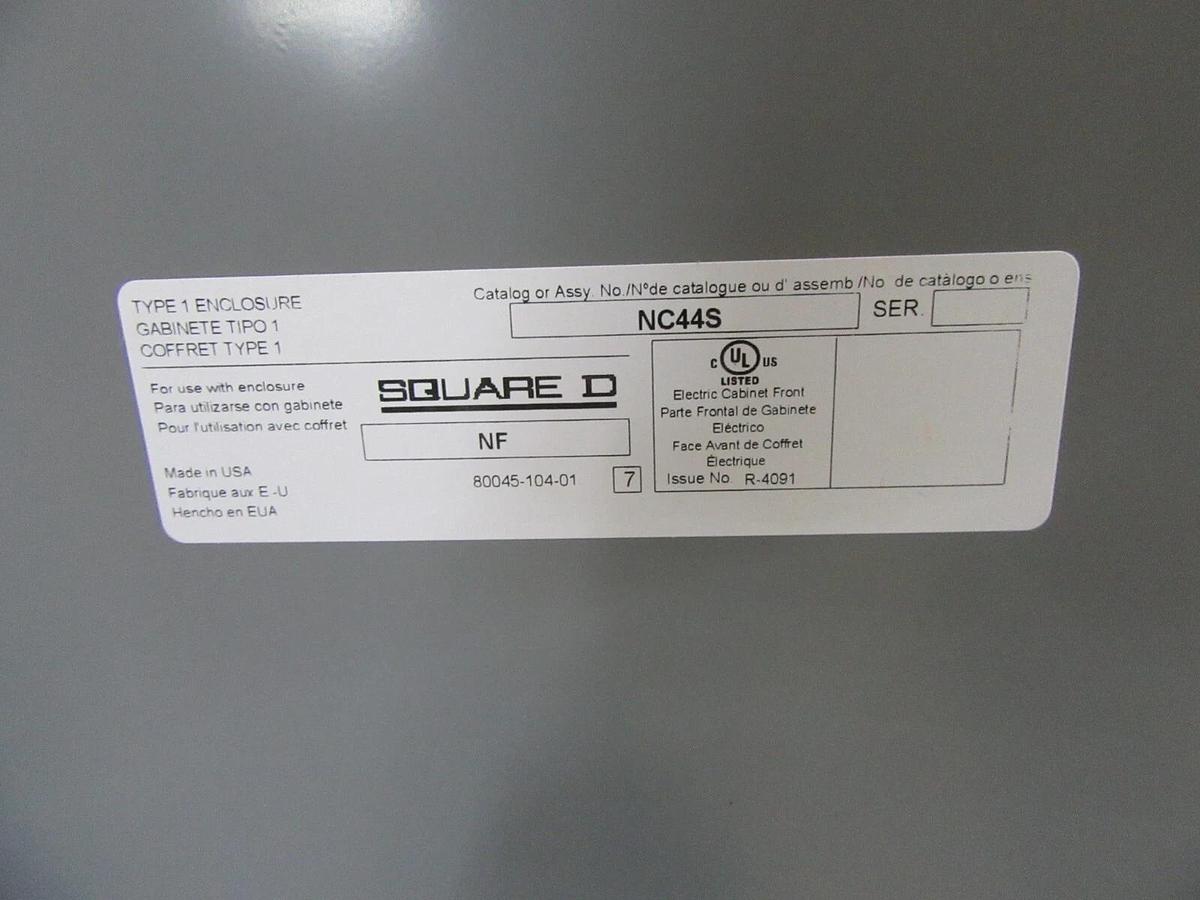 Used 100 AMP SQUARE D EDB / NF PANELBOARD PANEL MAIN LUG MLO 3 PH 4 W 600 / 480 V E1