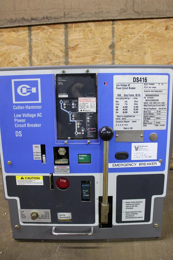 Used TOSHIBA VARIABLE SPEED DRIVE VT130E3U4110 11 KVA 460V 16.5 AMP 10 HP