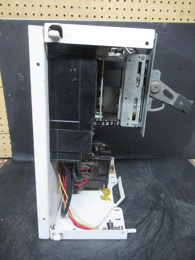 Used CUTLER HAMMER MOTOR STARTER CONTROL 17" W/ A10DN0 NEMA SIZE 2 30 AMP 600 VAC