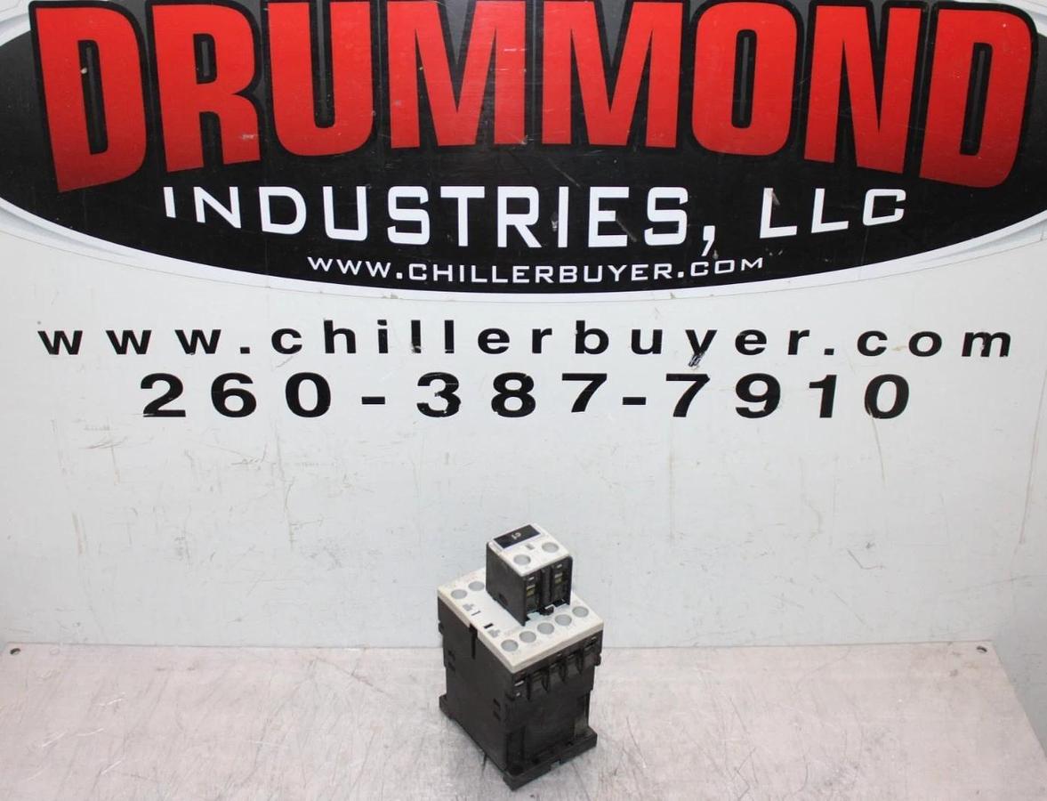 Used SIEMENS SIRIUS CONTACTOR 3RT1016-1BB41 600 VAC 20 AMP 7.5 HP W/ 3RH1911-1AA10