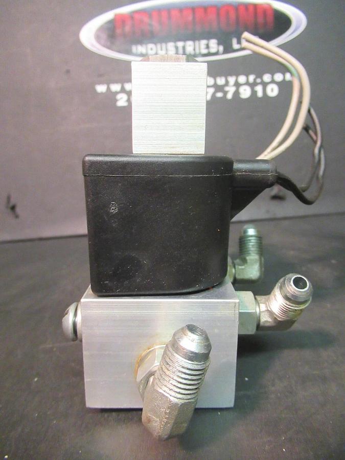 Used PARKER FLUID CONTROL VALVE 7139Z001S1LZ06B2 24 VOLT 10 WATT 1555 KPA 225 PSI