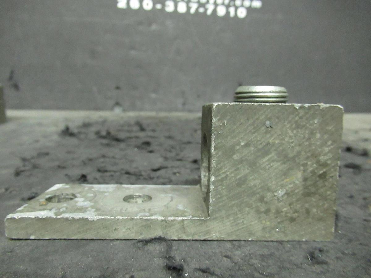 Used (3) QTY GE DXLCA42 1 SINGLE BARREL MECHANICAL CONNECTOR LUGS TAP 600 MCM - 2