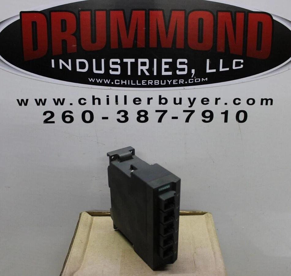 Used SIEMENS INDUSTRIAL ETHERNET SWITCH SCALANCE X005 6GK5005-0BA00-1AA3 24 VDC 0.1 A