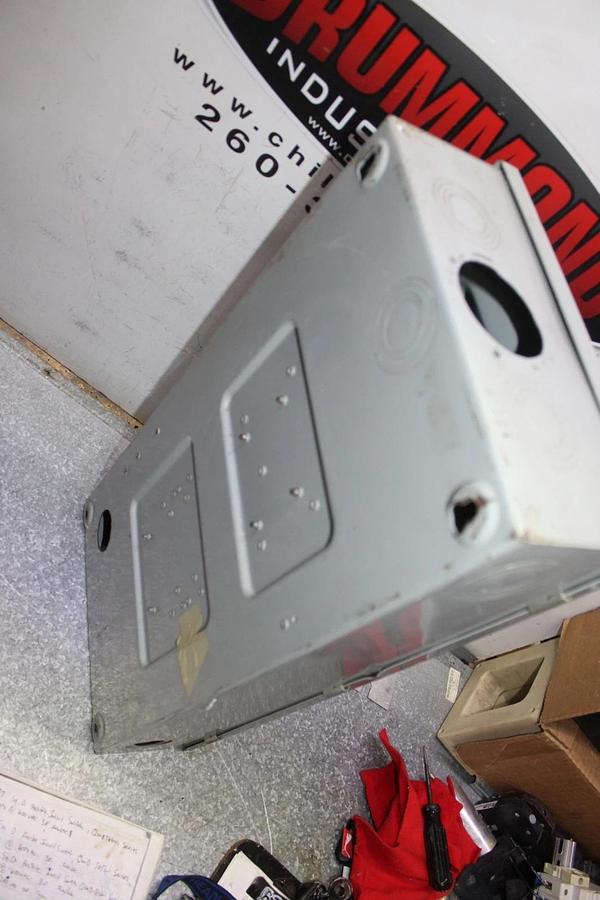 Used ITE ENCLOSED DISCONNECT SWITCH NF353 100 AMP 600 VAC TYPE 1 ENCLOSURE HEAVY DUTY