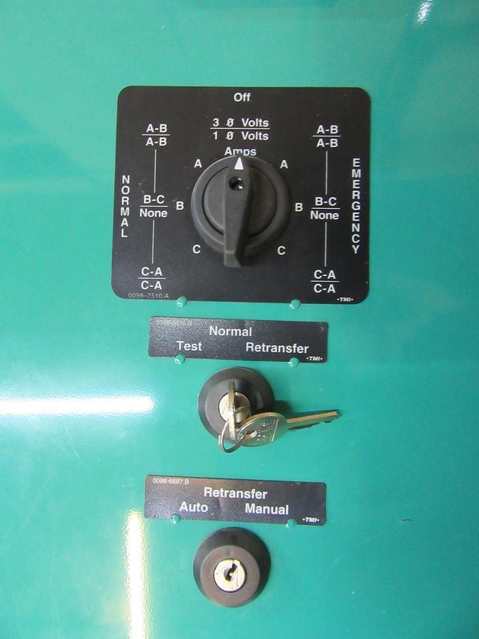 Used 600 A ONAN / CUMMINS AUTOMATIC TRANSFER SWITCH 480 V 3 PH BYPASS 0306-4171-21