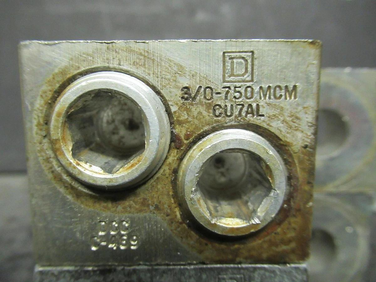 Used (3 QTY) SQUARE D DCC C-469 2 DOUBLE BARREL MECHANICAL CONNECTOR LUG TAPS 750MCM
