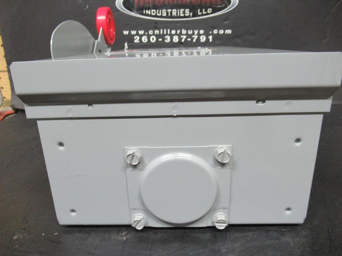 Used EATON HEAVY DUTY SAFETY DISCONNECT DH221FRK 240 VAC 30 AMP 7.5 HP 2-POLE TYPE 3R