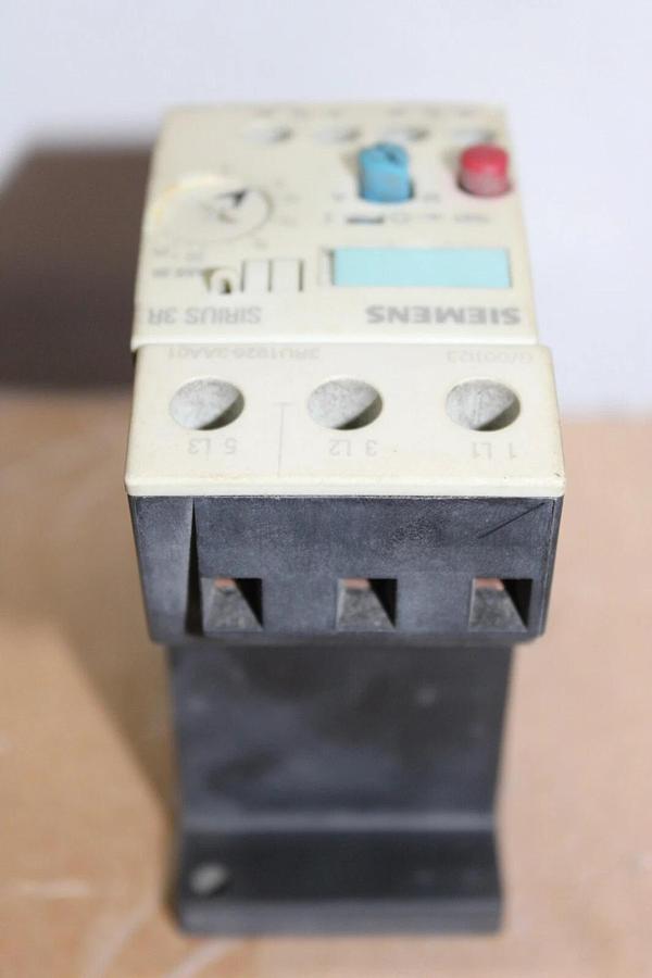 Used SIEMENS OVERLOAD RELAY 3RB1026-2QB0 6-25 AMP 600 VOLT 3-POLE **WARRANTY**