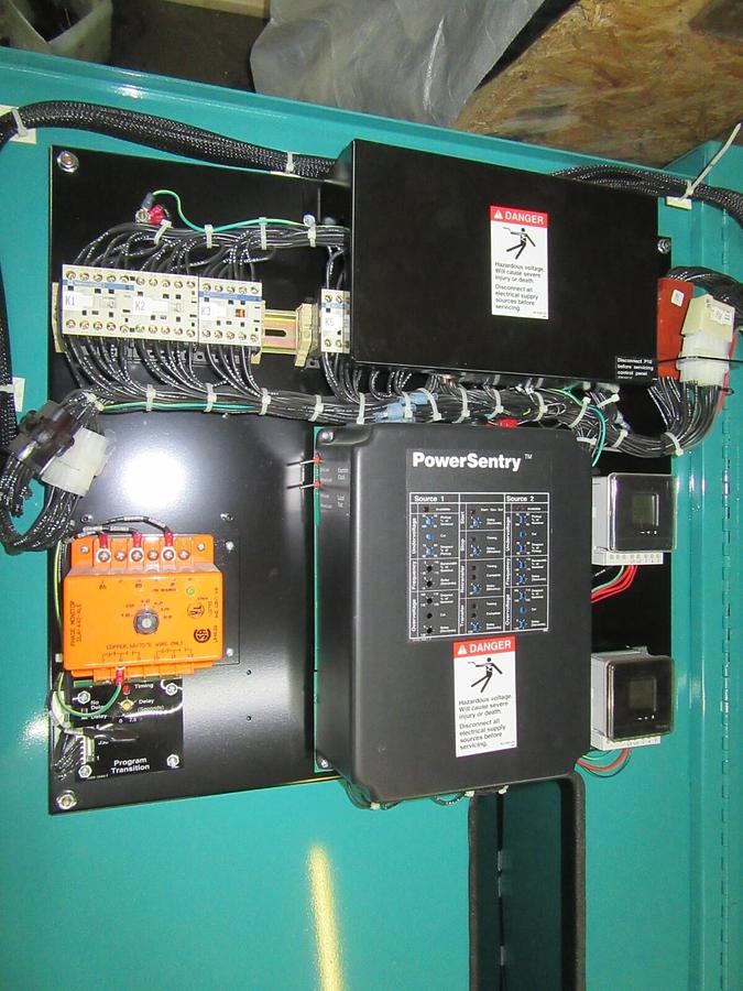 Used 600 A ONAN / CUMMINS AUTOMATIC TRANSFER SWITCH 480 V 3 PH BYPASS 0306-4171-21