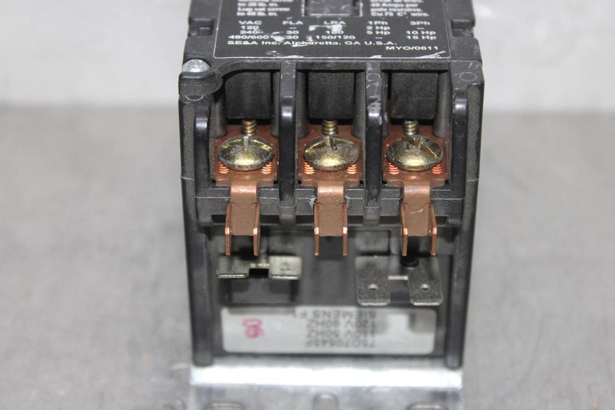 Used SIEMENS CONTACTOR 42BF35AFAHX 600 VAC 30 AMP 15 HP COIL: 110/120V