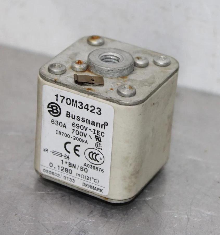 Used BUSSMANN SQUARE BODY FUSE 170M3423 700 VAC 630 AMP *WARRANTY*