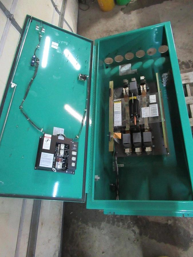 Used ONAN AUTOMATIC TRANSFER SWITCH OTD-4958740 480 V 3 PHASE 1000 AMP 0306-3456-16