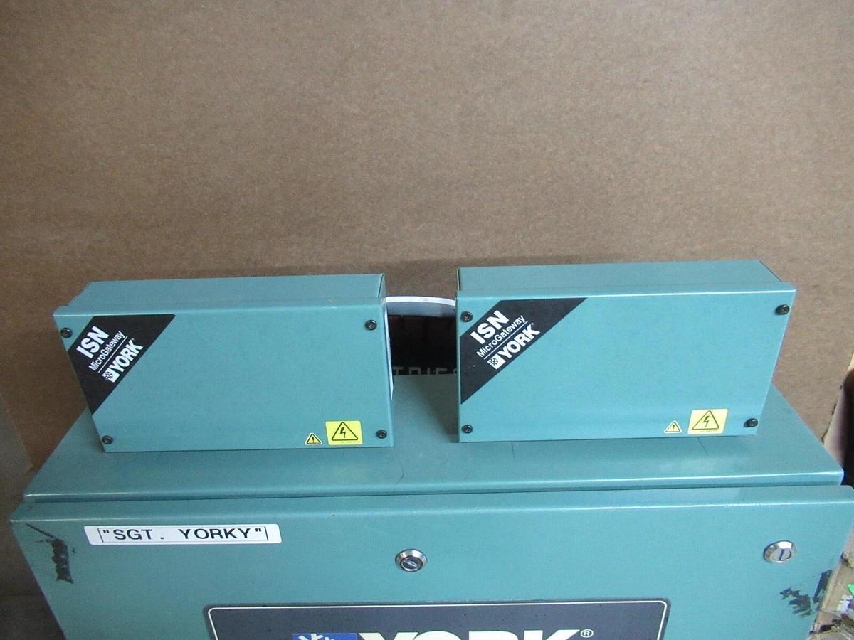 Used YORK CENTRIFUGAL CHILLER MILLENIUM OPTIVIEW CONTROL CENTER 371-02448-101