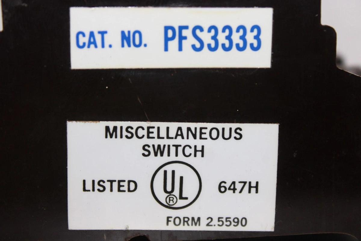 Used CUTLER HAMMER PULL OUT SWITCH FUSE HOLDER PFS333 3-POLE 240 VOLT 7.5 HP