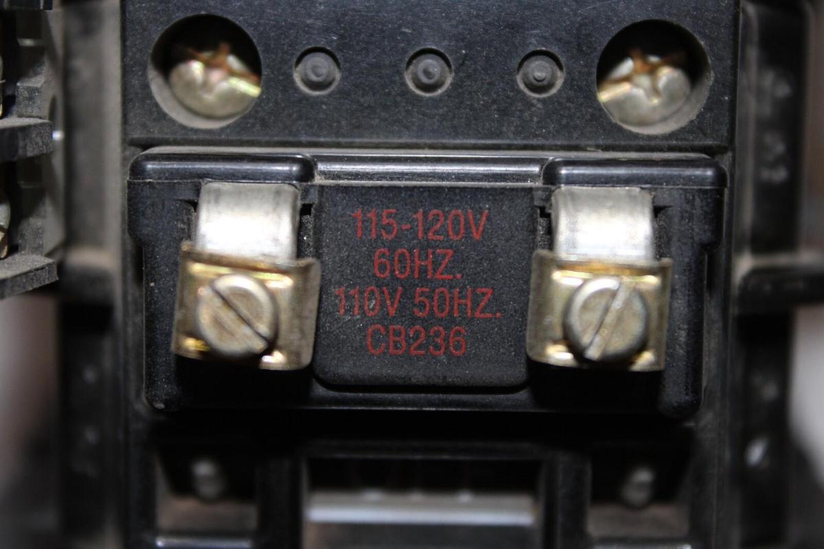Used ALLEN BRADLEY STARTER 509-B0D SER. B SIZE 1 27 AMP 3-PHASE 600 VOLT COIL: 120V