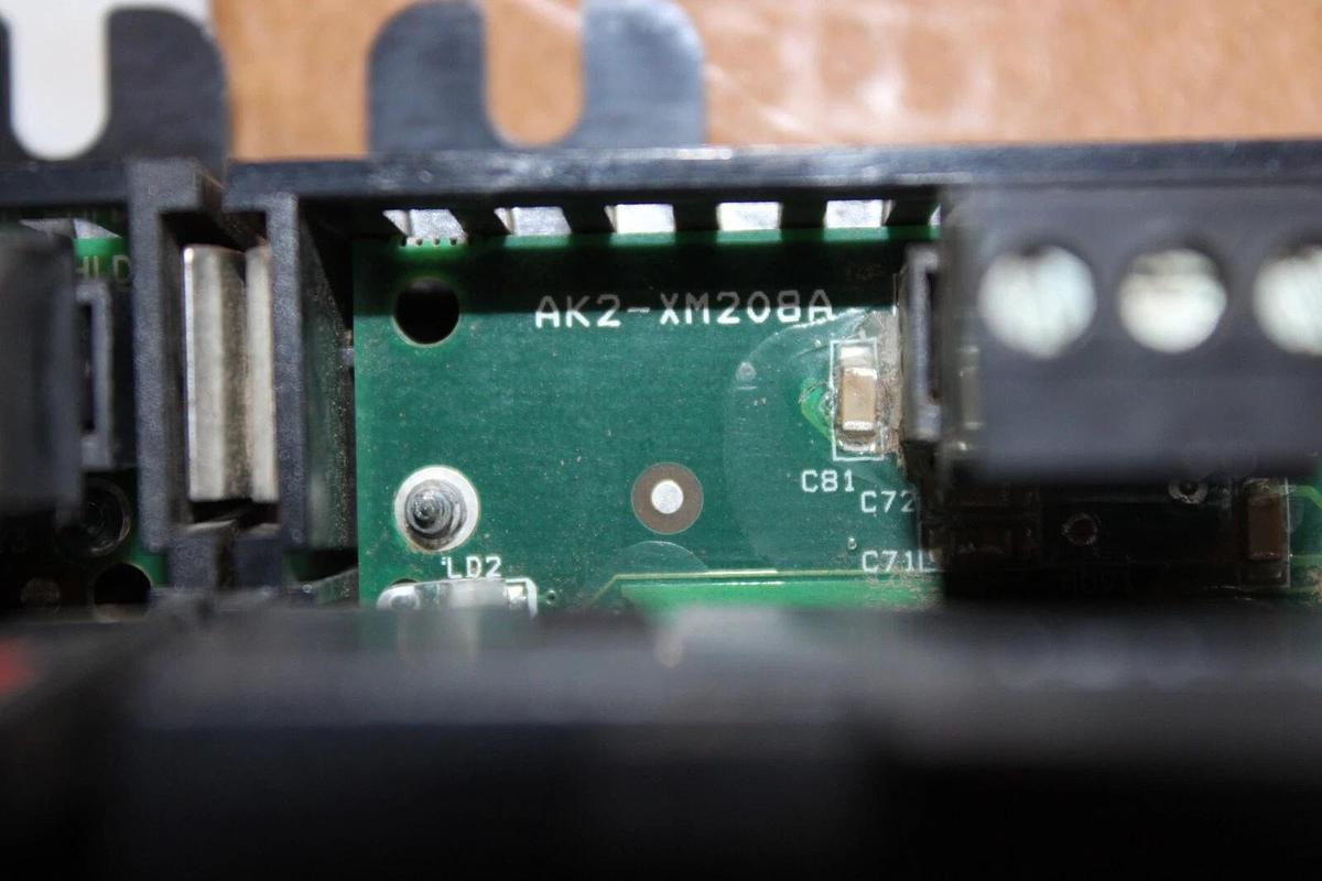 Used YORK DANFOSS VALVE INTERFACE / STEPPER MODULE 031-02742-000 AK2-XM-208A