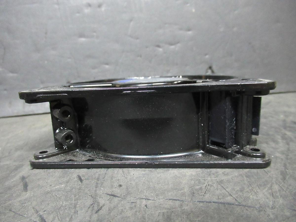 NEW SURPLUS EBMPAPST 4850Z AXIAL COOLING FAN 230 VAC 50/60 HZ 70/80 mA 12/13 W