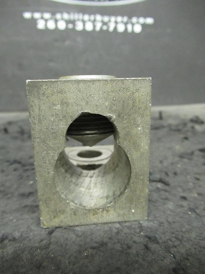 Used (6) QTY ILSCO D3096 1 (SINGLE) BARREL MECHANICAL CONNECTOR LUG TAP 600 MCM - 4