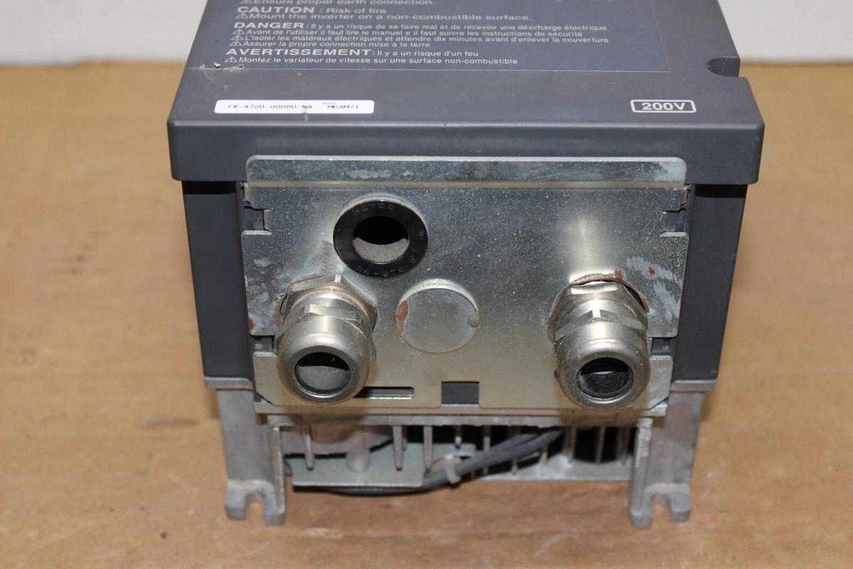 Used MITSUBISHI VARIABLE FREQUENCY INVERTER A700 FR-A720-00080-NA 240V 14A 3-PHASE