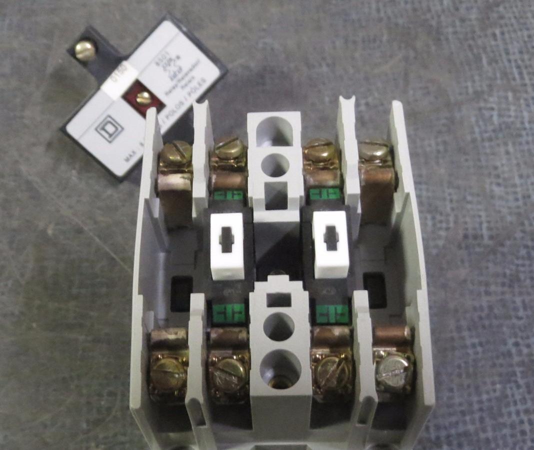 Used (1) SQUARE D 8 POLE CONTROL RELAY WITH 24 VDC COIL 8501XD020 8501-XDO-20