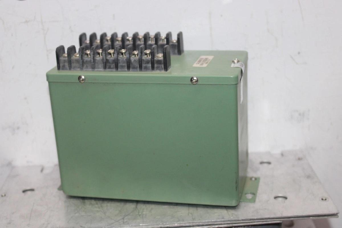 Used OHIO SEMITRONICS TRANSDUCER AGW-006E 600 VOLT 5 AMP 3-PHASE 3 WATT 4 KW