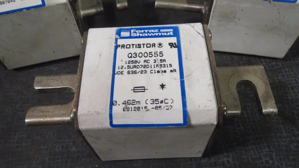 Used FERRAZ SHAWMUT "PROTISTOR" SEMICONDUCTOR FUSE (1) 315 AMP 1250V MODEL: Q300555