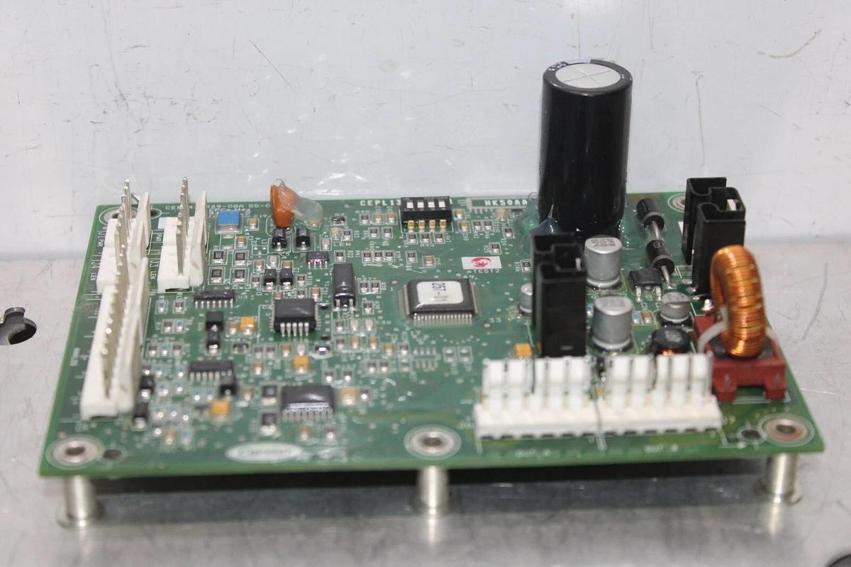 Used CARRIER HVAC CONTROL BOARD CEPL130349-01 30HX501316 CEBD430349-08A HK50AA026