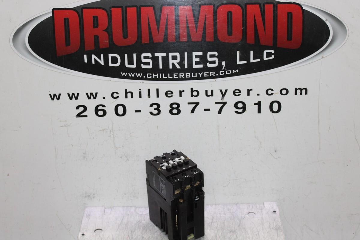 Used ABB CONTACTOR BC30 45 AMP 600 VAC 3-POLE 30 HP COIL: 24 VDC