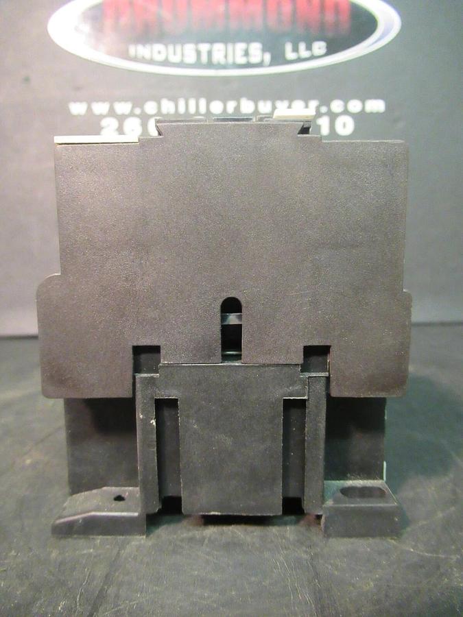 Used RAM CONTACTOR RI1D1840 RI1-D18-10 600 VAC 32 AMP 15 HP COIL: 120 VOLT