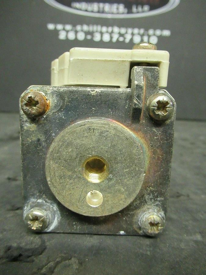 Used FERRAZ SHAWMUT PROTISTOR FUSE S101607CF00 550 AMP 700 VAC R070URD31TTI0550