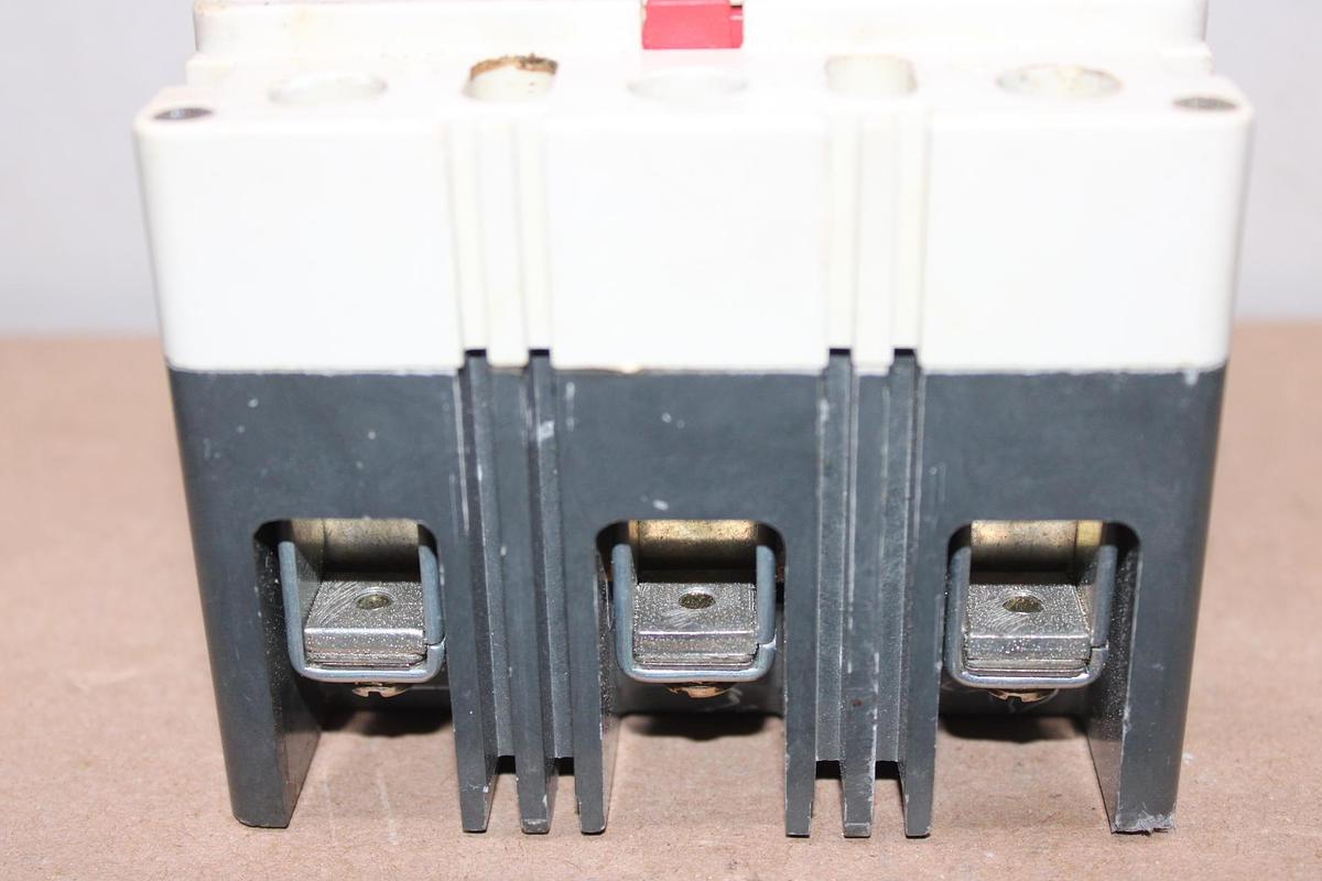Used LIEBERT PRESSURE SWITCH RFS-4200-004 B02-0190 15 AMP 277 VAC