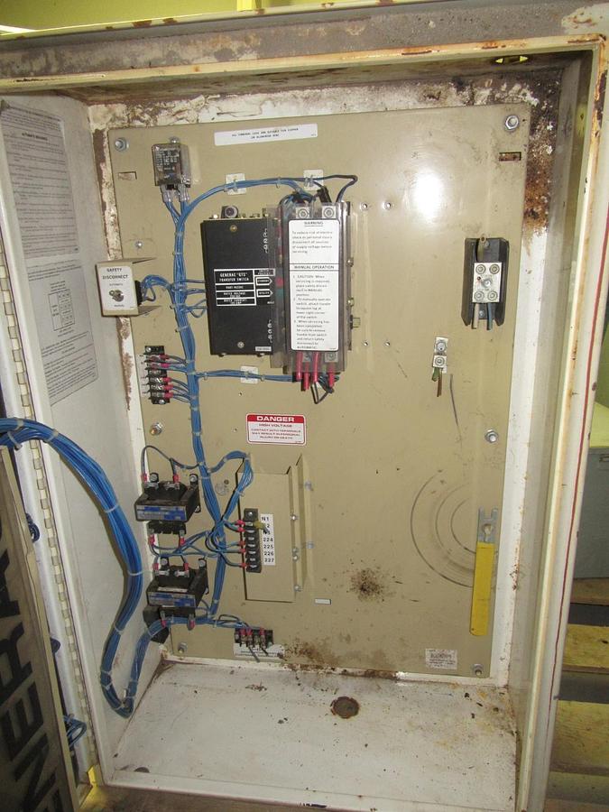Used GENERAC ATS AUTOMATIC TRANSFER SWITCH GTS105 0155-1 105A 120/208V 60HZ WARRANTY