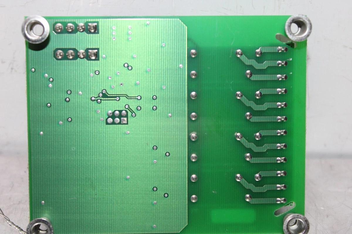 Used TRANE UCP3 QUAD RELAY OUTPUT 6400-1126-03 REV. C X13650806-03 REV. C