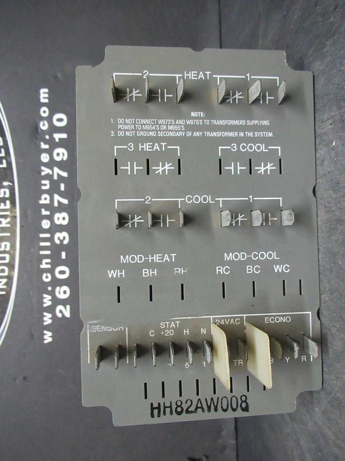Used HONEYWELL LOGIC PANEL 24 VAC 8 VA HH82AW008 **WARRANTY**