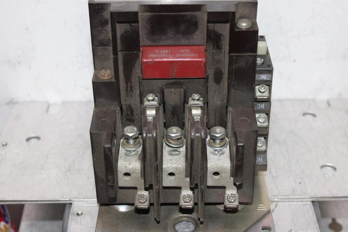 Used CUTLER-HAMMER CONTACTOR C832JN3 120 AMP 600 VAC 3-POLE COIL: 110/120V *WARRANTY*
